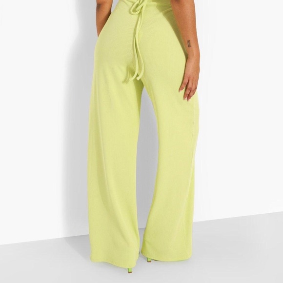 𝙱𝚘𝚘𝚑𝚘𝚘 | Ribbed Wide Leg Pants - Picture 2 of 4